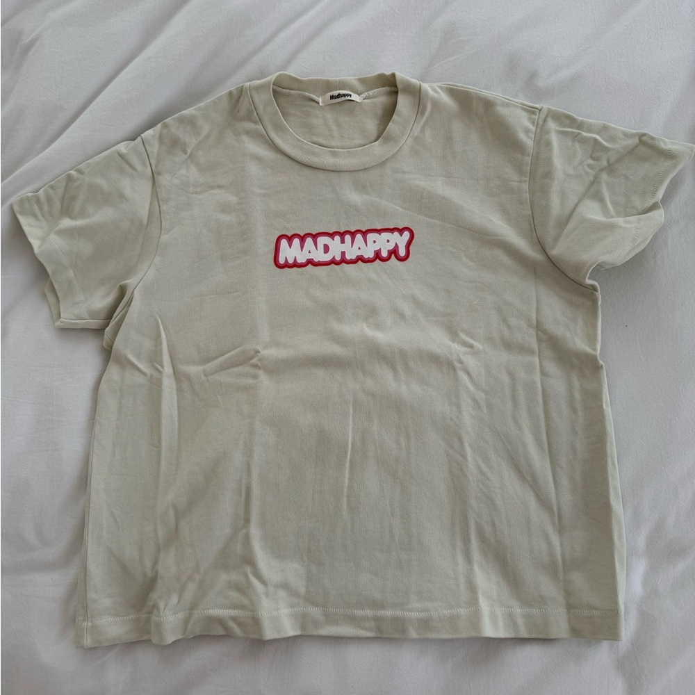 MADHAPPY TEE